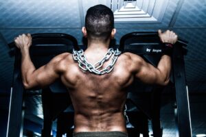 骨盤底筋を強化するためのトレーニングをジムで行う方法は？